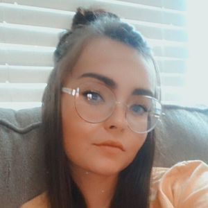 Meet your Posher, Annie